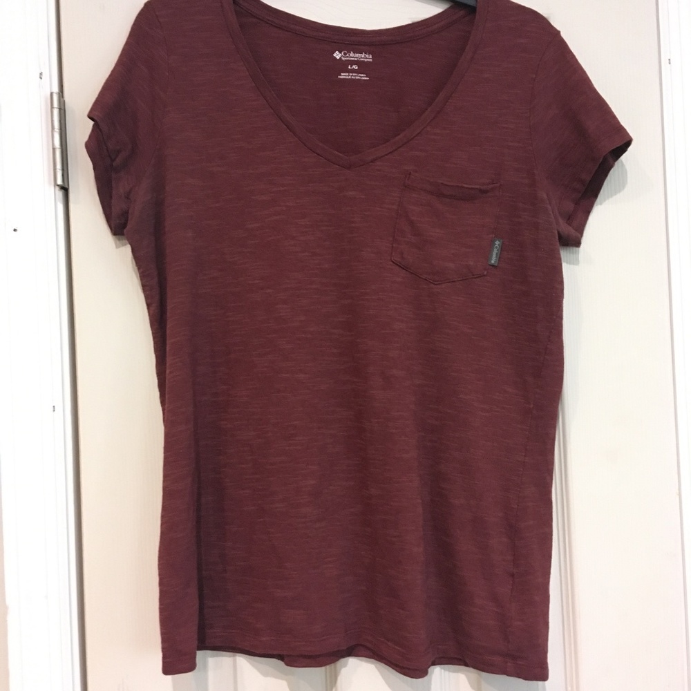 Columbia - Women’s tee- Like New
